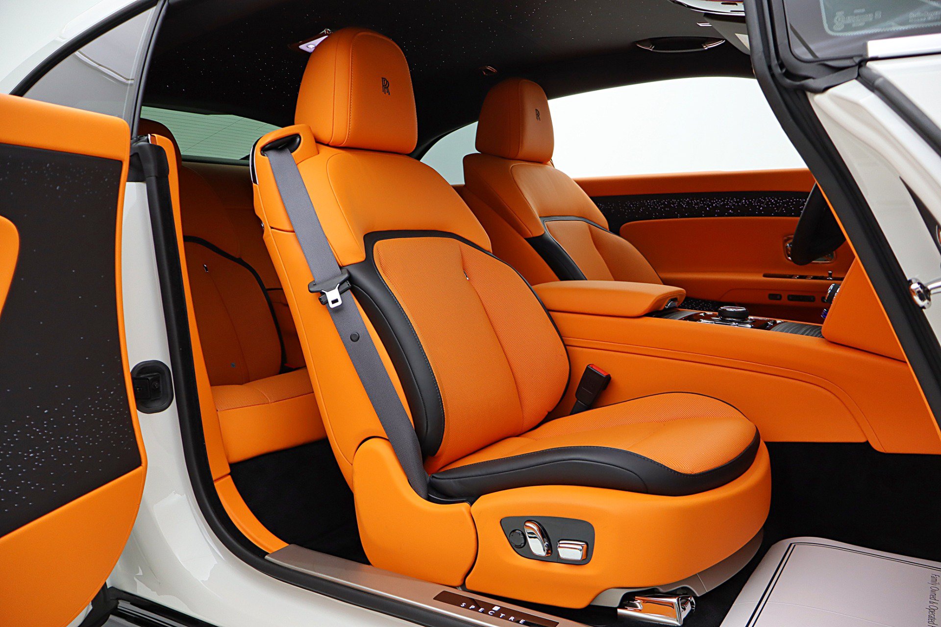 Used 2026 Rolls-Royce Spectre AWD/4WD image 34