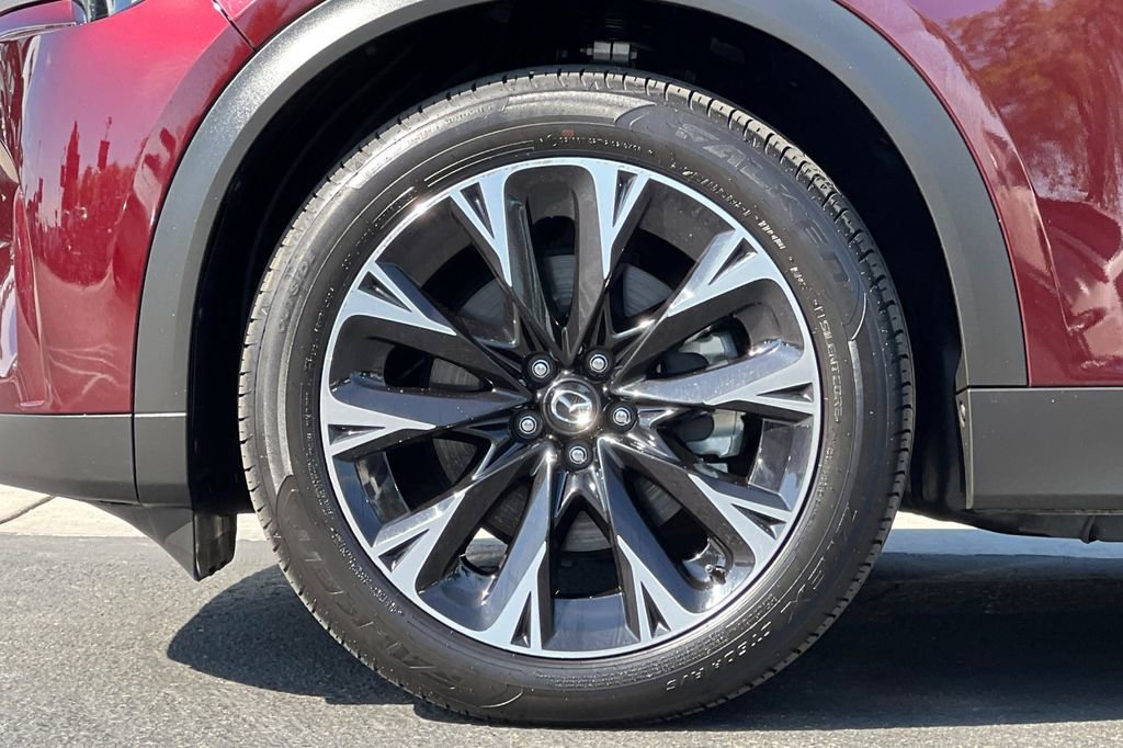Certified 2024 MAZDA CX-90 Plug-In Hybrid w/ Premium Pkg image 34