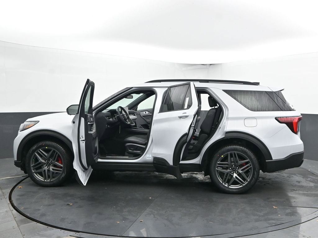 New 2026 Ford Explorer ST-Line w/ ST-Line Street Pack image 53