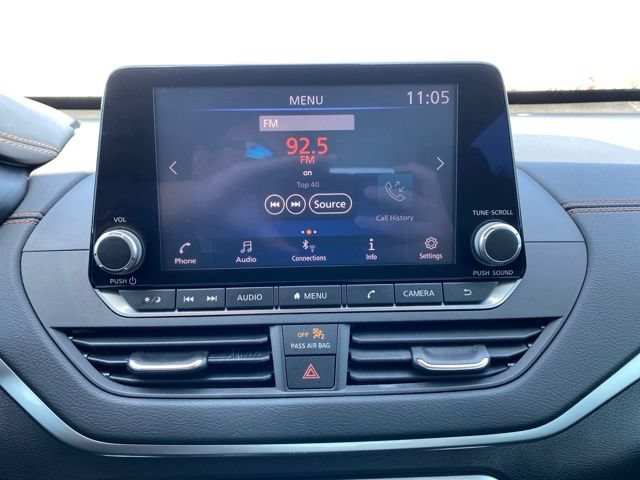 Used 2021 Nissan Altima 2.5 SR w/ SR Premium Package FWD image 7
