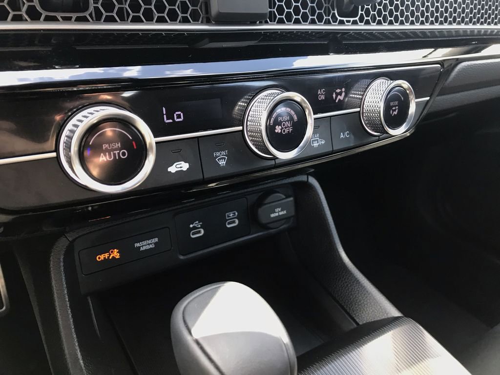 Used 2025 Honda Civic Sport image 19