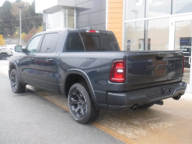 New 2026 RAM 1500 4x4 Crew Cab image 10