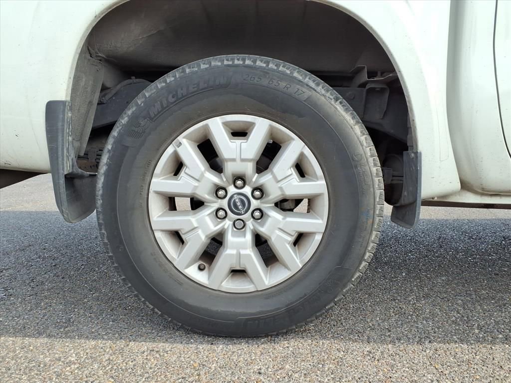 Used 2023 Nissan Frontier SV w/ Tow Package image 20