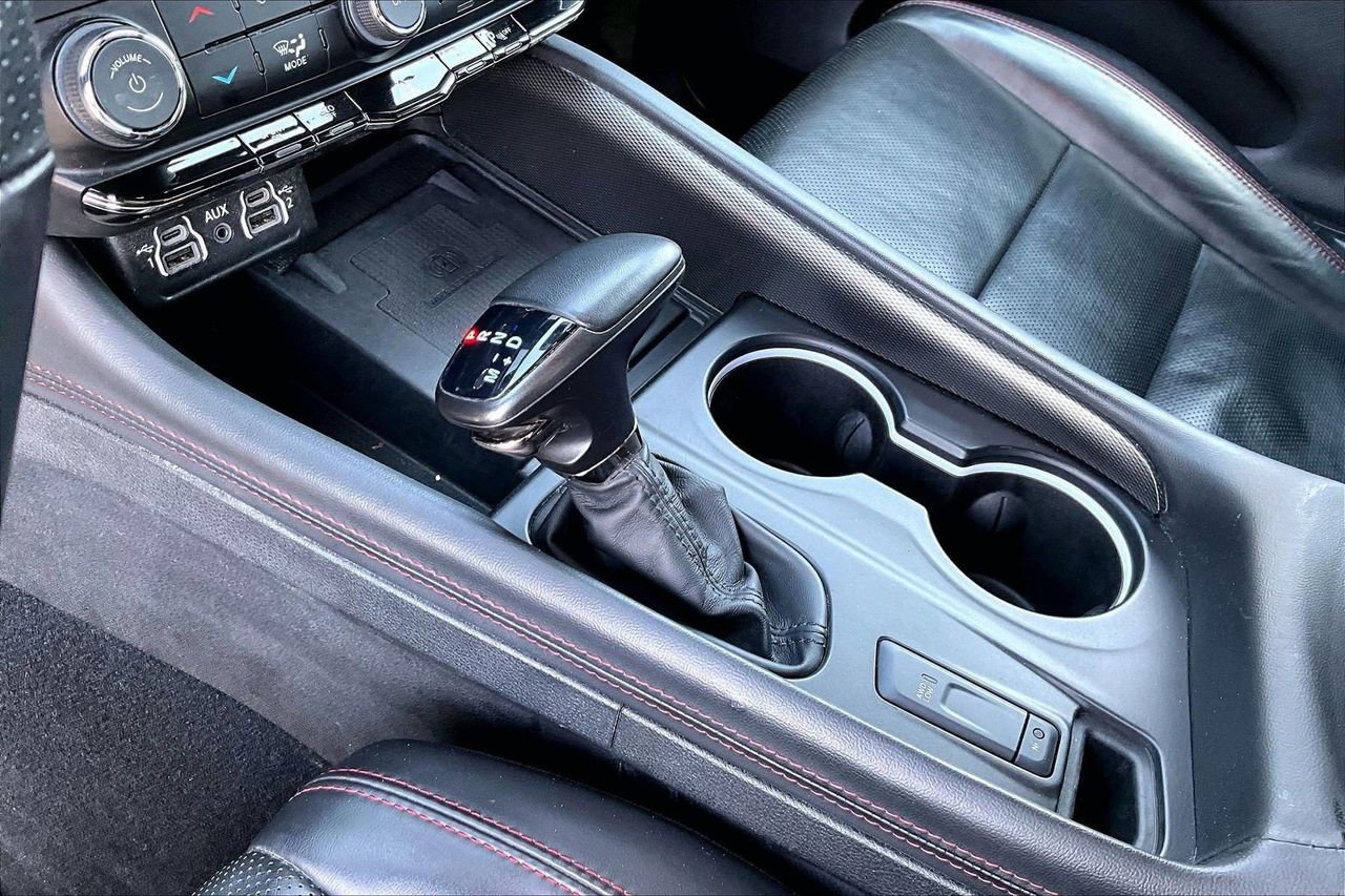 Certified 2024 Dodge Durango R/T image 32