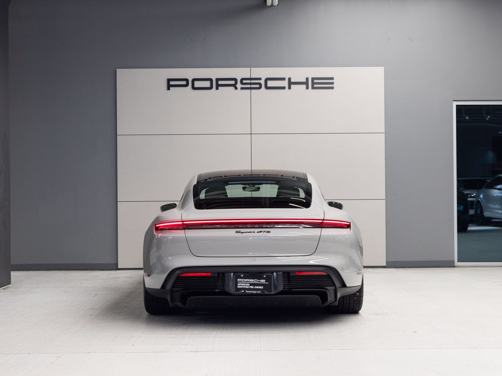 New 2026 Porsche Taycan GTS AWD/4WD image 6