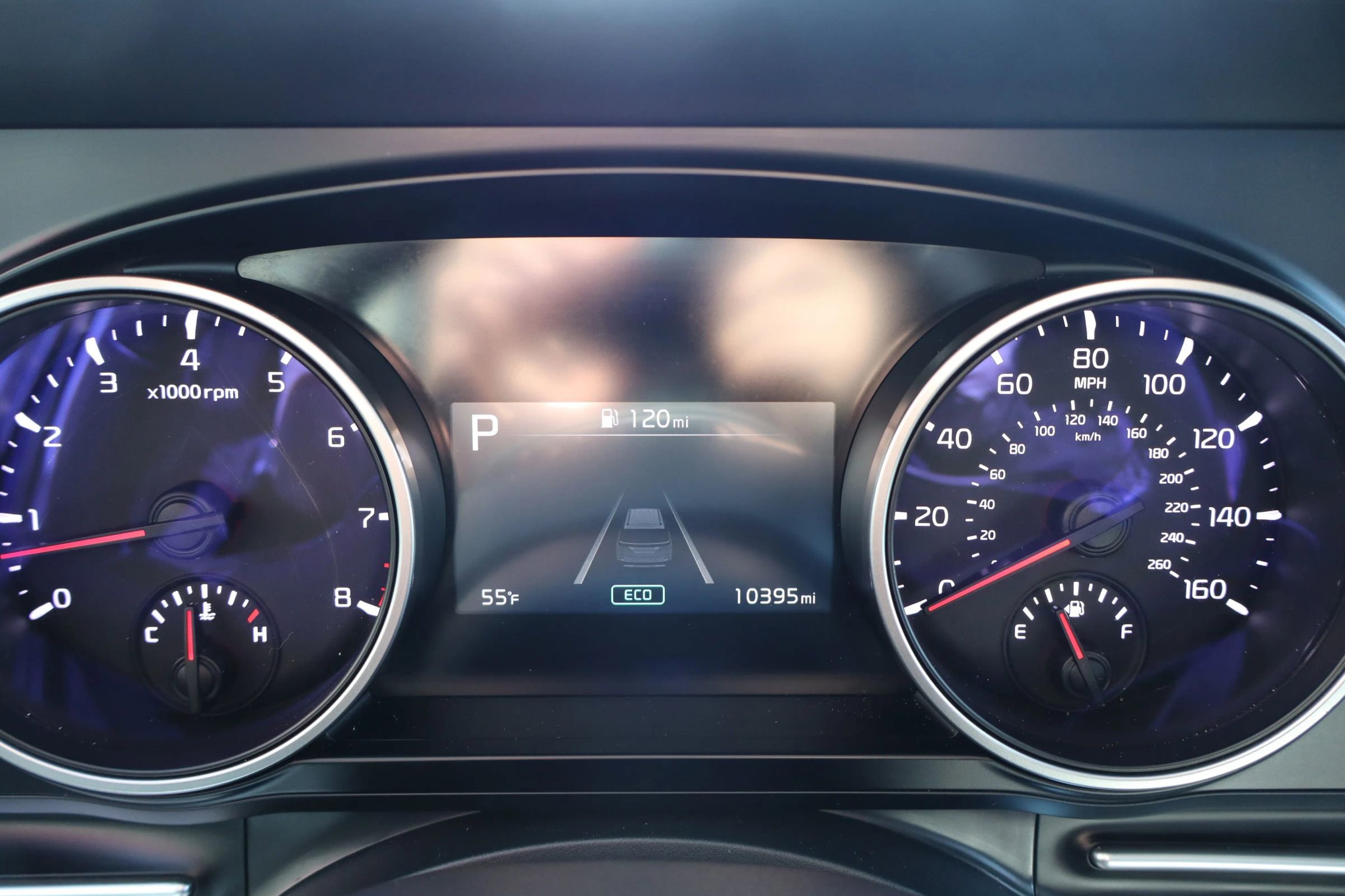 Used 2024 Kia Carnival LX image 19
