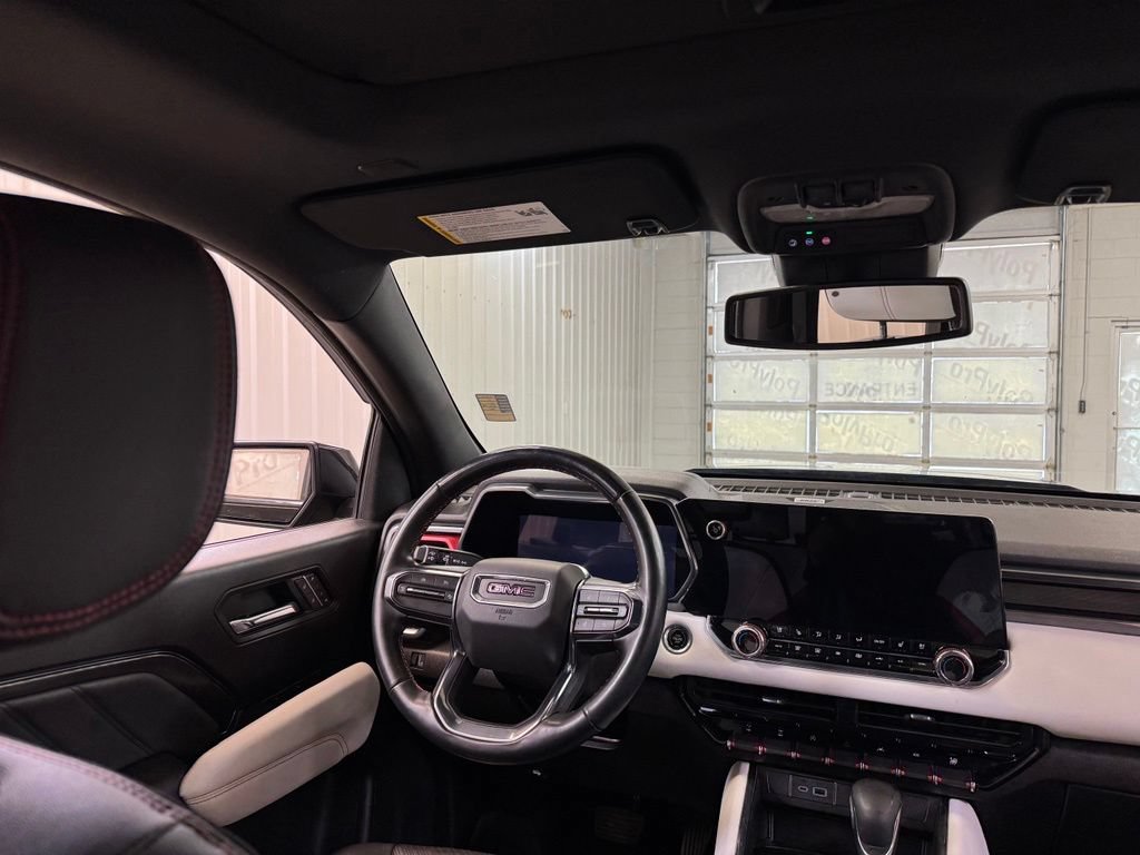 Used 2023 GMC Canyon AT4X AWD/4WD image 25