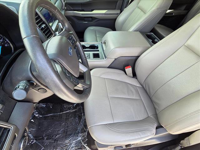 Used 2020 Ford Expedition Max XLT w/ Equipment Group 202A RWD image 15