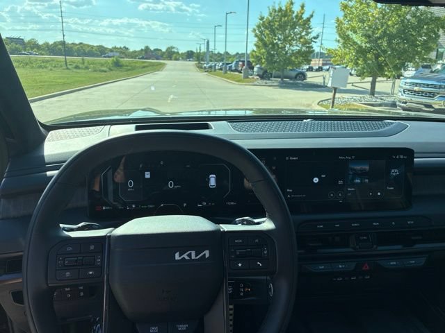 Used 2027 Kia Telluride X-Line SX Prestige w/ Towing Package AWD/4WD image 8