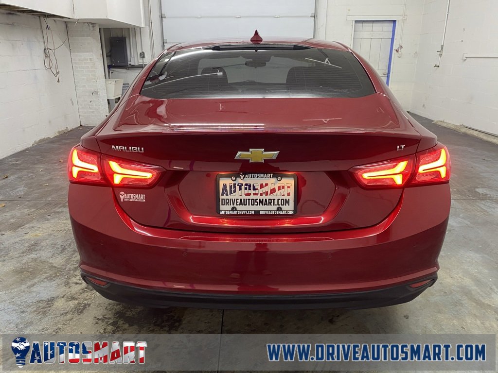 Used 2021 Chevrolet Malibu LT image 30