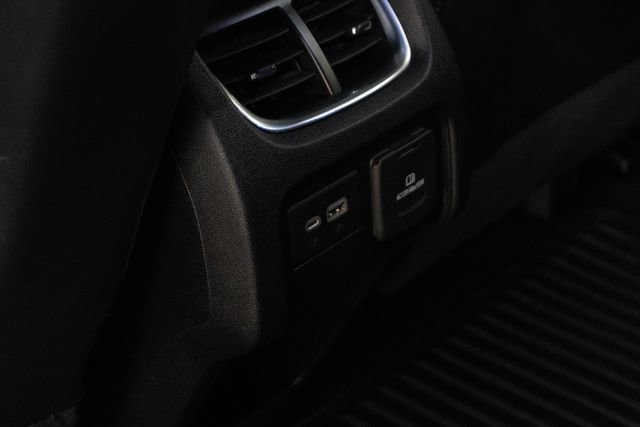 Used 2020 Chevrolet Blazer Premier FWD image 23