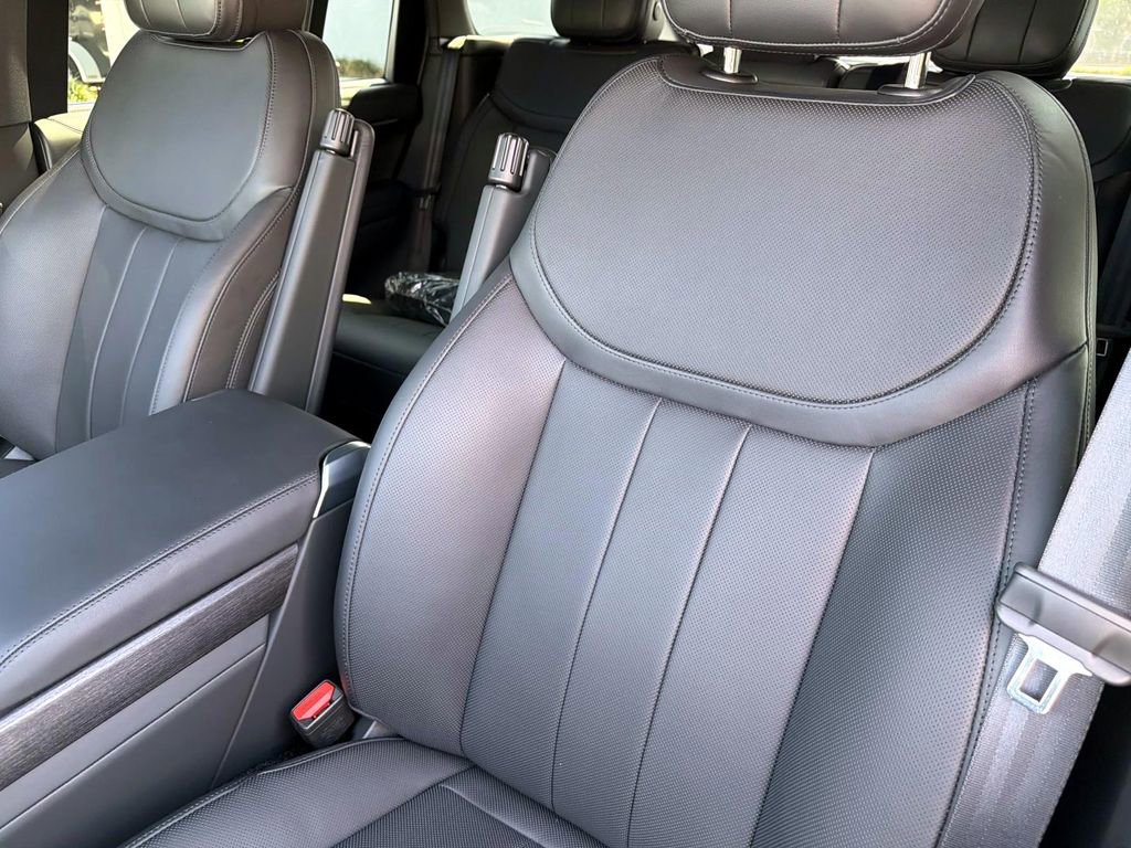 New 2026 Land Rover Range Rover SE AWD/4WD image 19