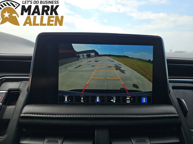 Used 2023 Chevrolet Suburban Premier w/ Premium Package 2 AWD/4WD image 15
