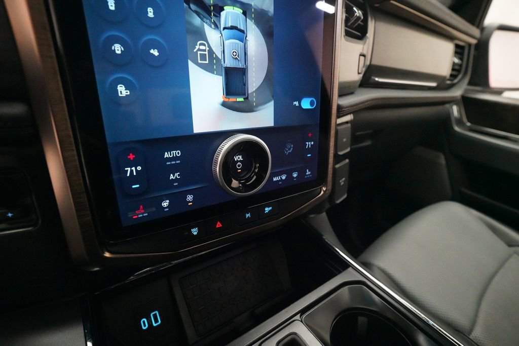 Used 2023 Ford F150 Lightning Lariat w/ Equipment Group 511A High image 20