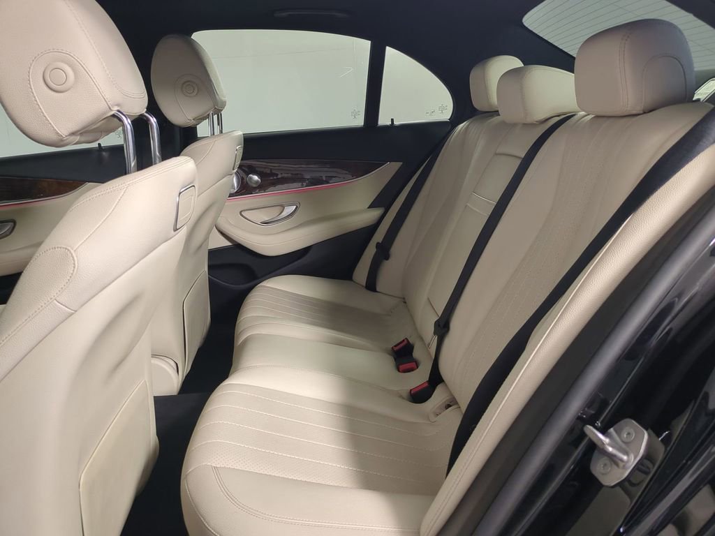 Used 2018 Mercedes-Benz E 300 image 14