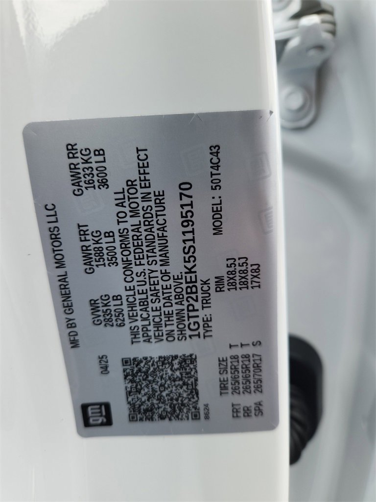 New 2025 GMC Canyon Elevation w/ Convenience Package image 16