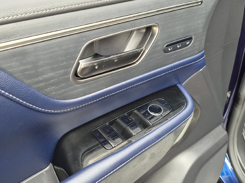 Used 2026 INFINITI QX80 4WD w/ Sport Exterior Package image 12