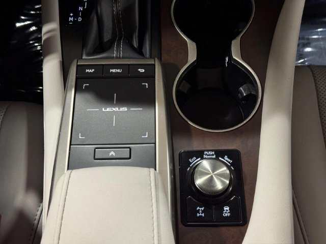 Used 2020 Lexus RX 350 AWD w/ Premium Package image 17