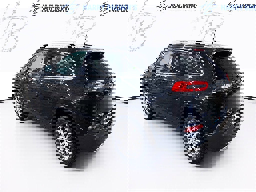 Used 2018 Jeep Cherokee Limited image 2