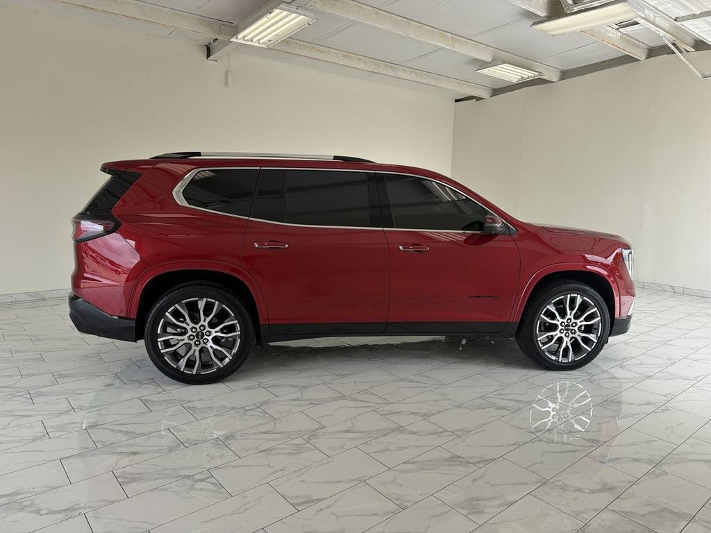 Used 2026 GMC Acadia Denali Ultimate w/ LPO, Floor Liner Package FWD image 9