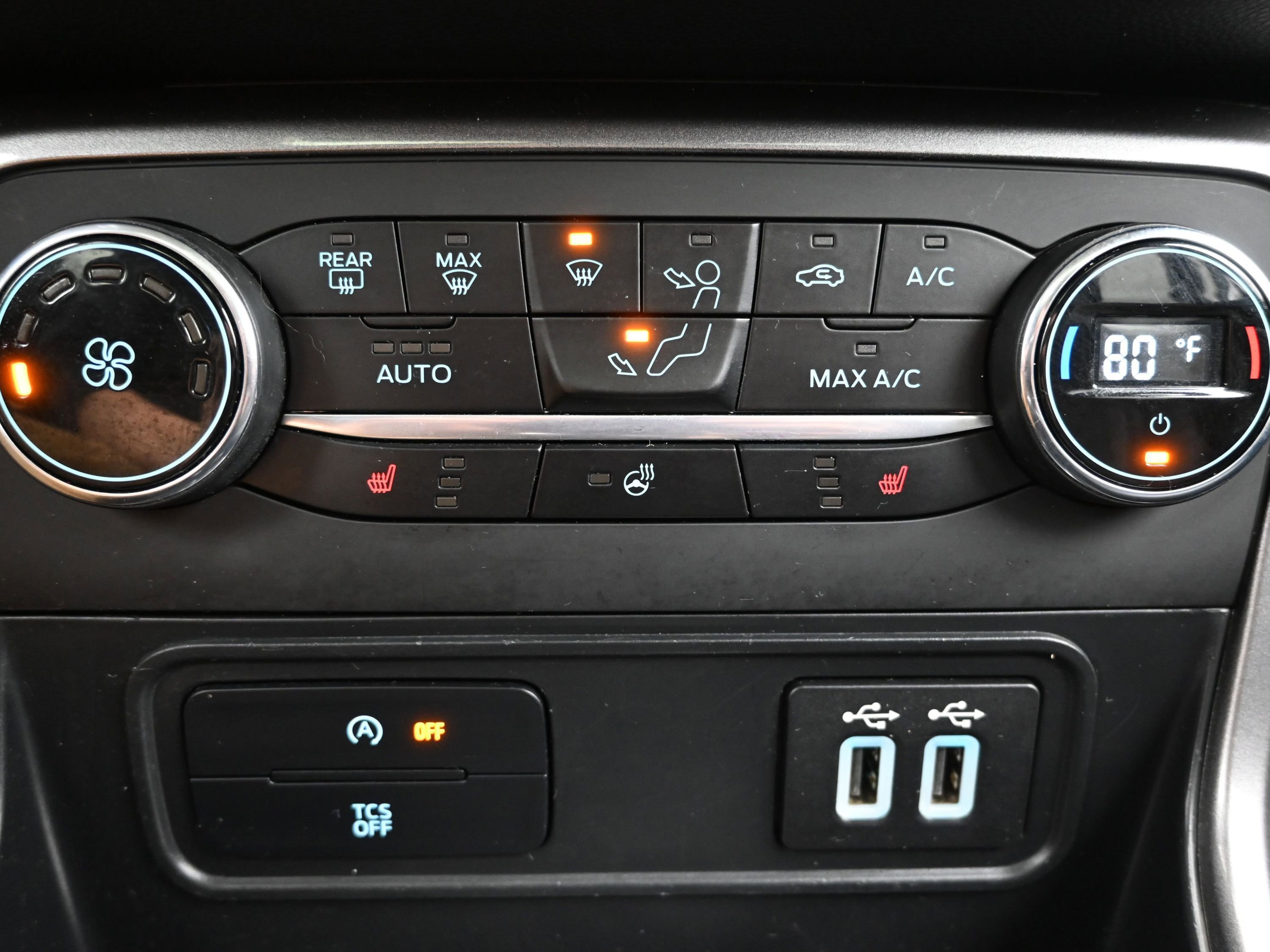 Used 2021 Ford EcoSport SES image 17