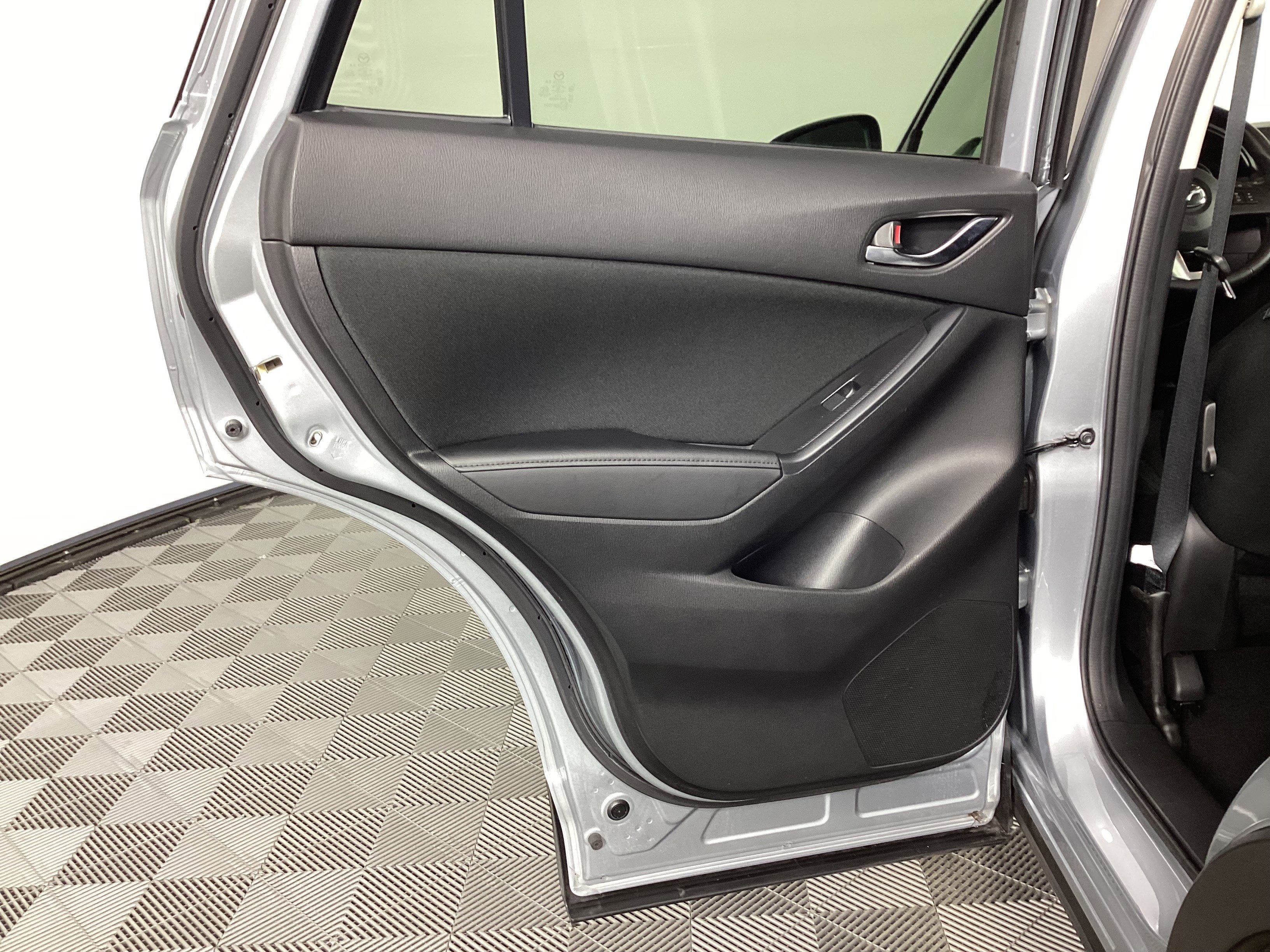 Used 2016 MAZDA CX-5 Touring w/ Bose/Moonroof Package image 28