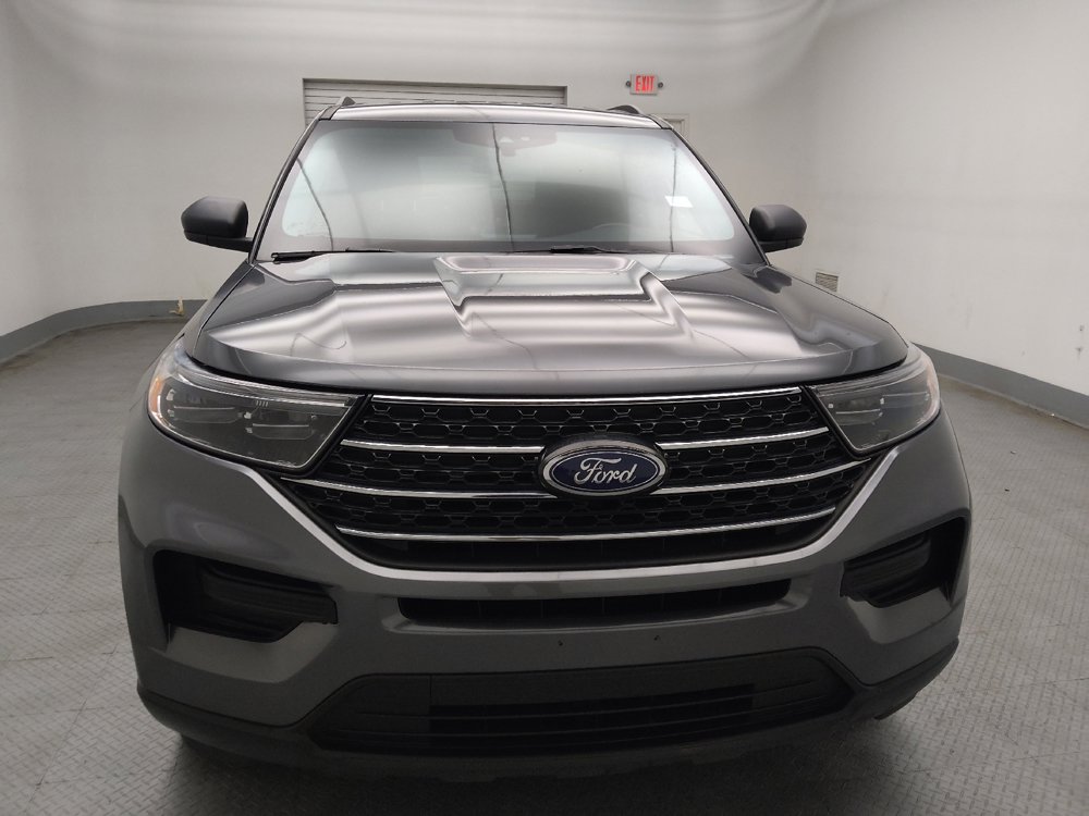 Used 2022 Ford Explorer XLT image 14