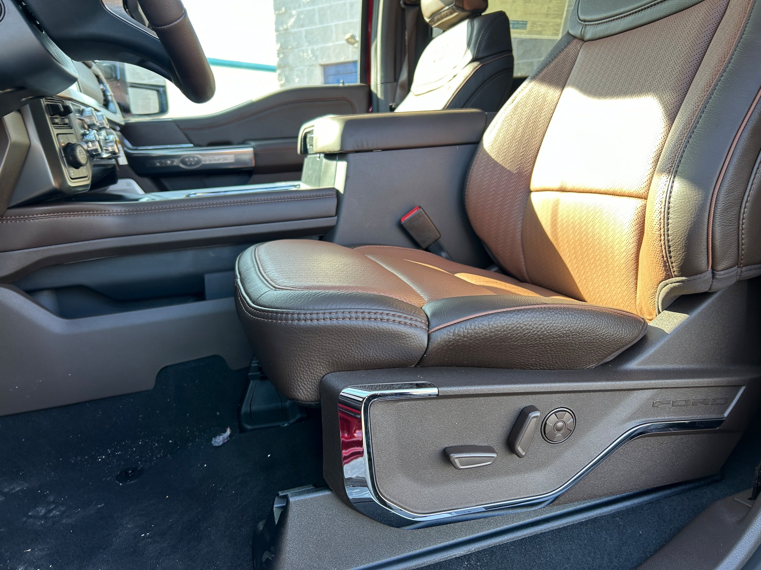 New 2026 Ford F250 King Ranch w/ Tremor Off-Road Package AWD/4WD image 41