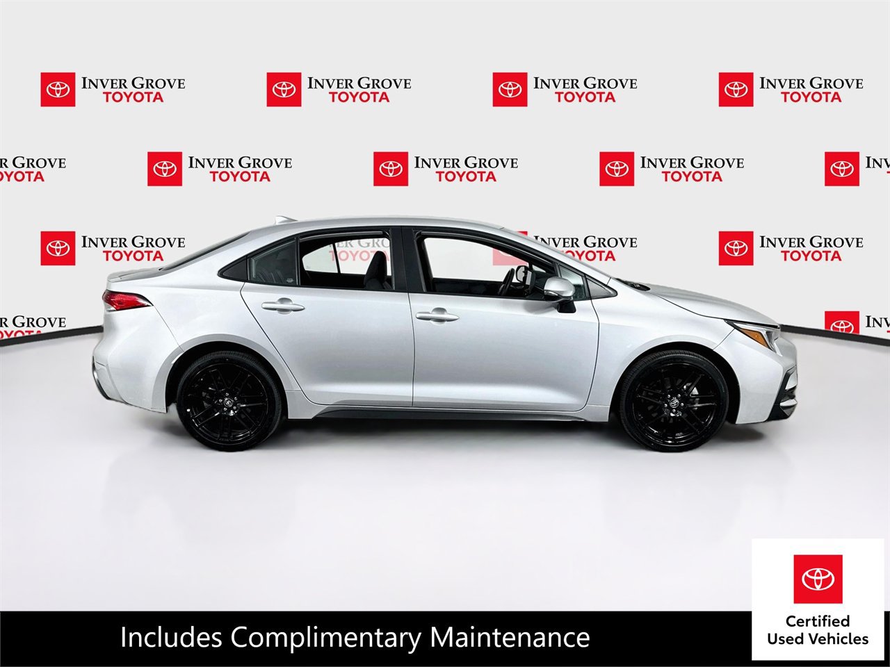 Certified 2024 Toyota Corolla SE FWD image 4