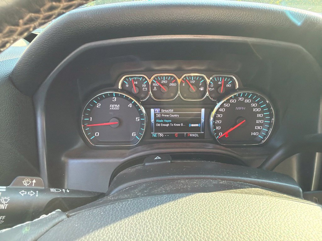 Used 2017 Chevrolet Silverado 1500 LT w/ Trailering Package AWD/4WD image 4