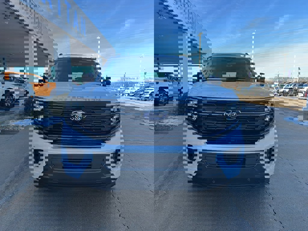 New 2026 Ford Expedition Active image 8