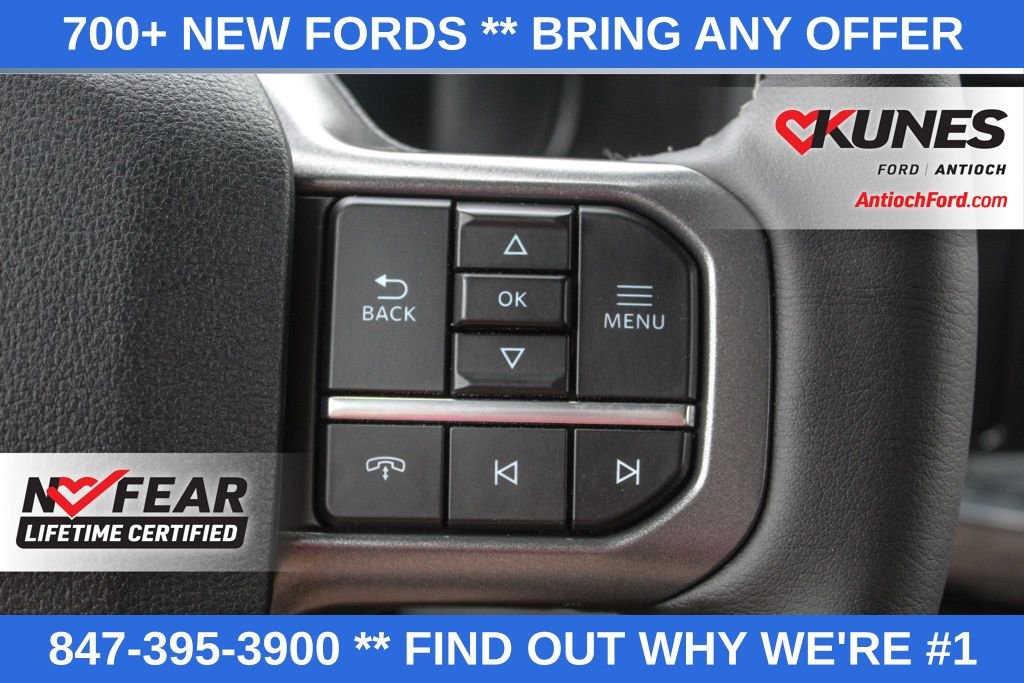 New 2025 Ford F250 Lariat w/ Black Appearance Package image 44