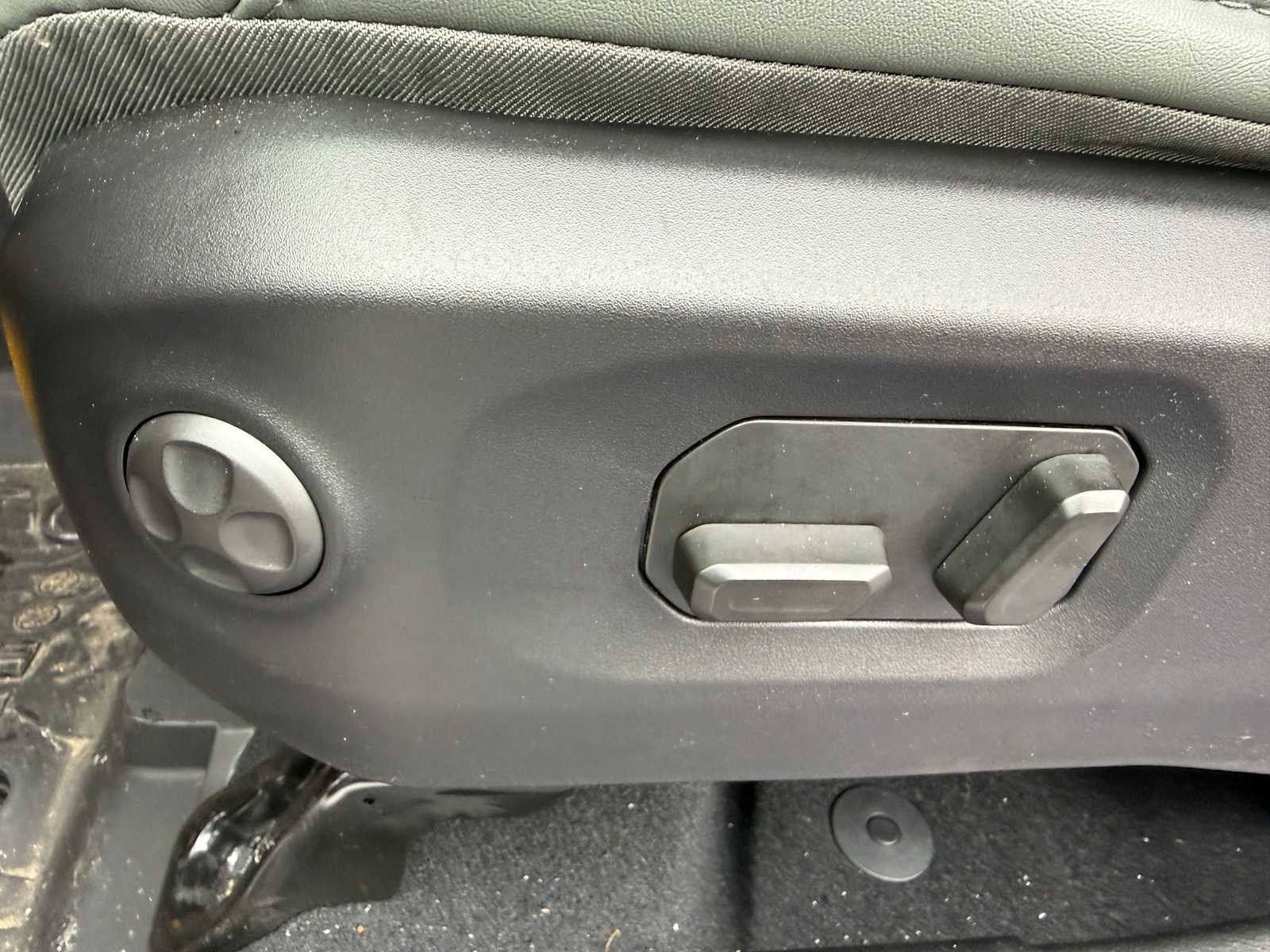 New 2026 Jeep Gladiator Mojave AWD/4WD image 10