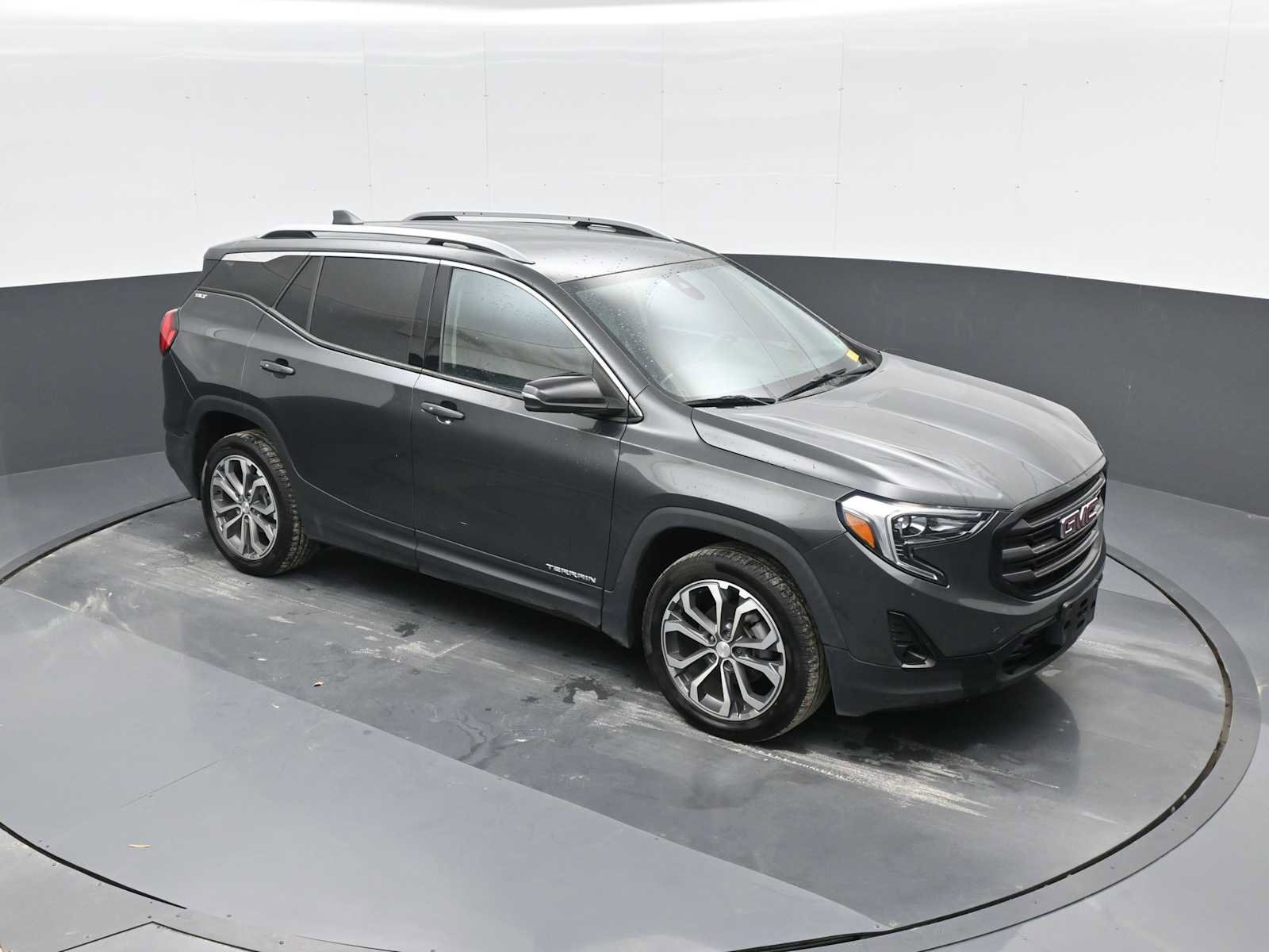 Used 2021 GMC Terrain SLT w/ LPO, Dark Accent Package