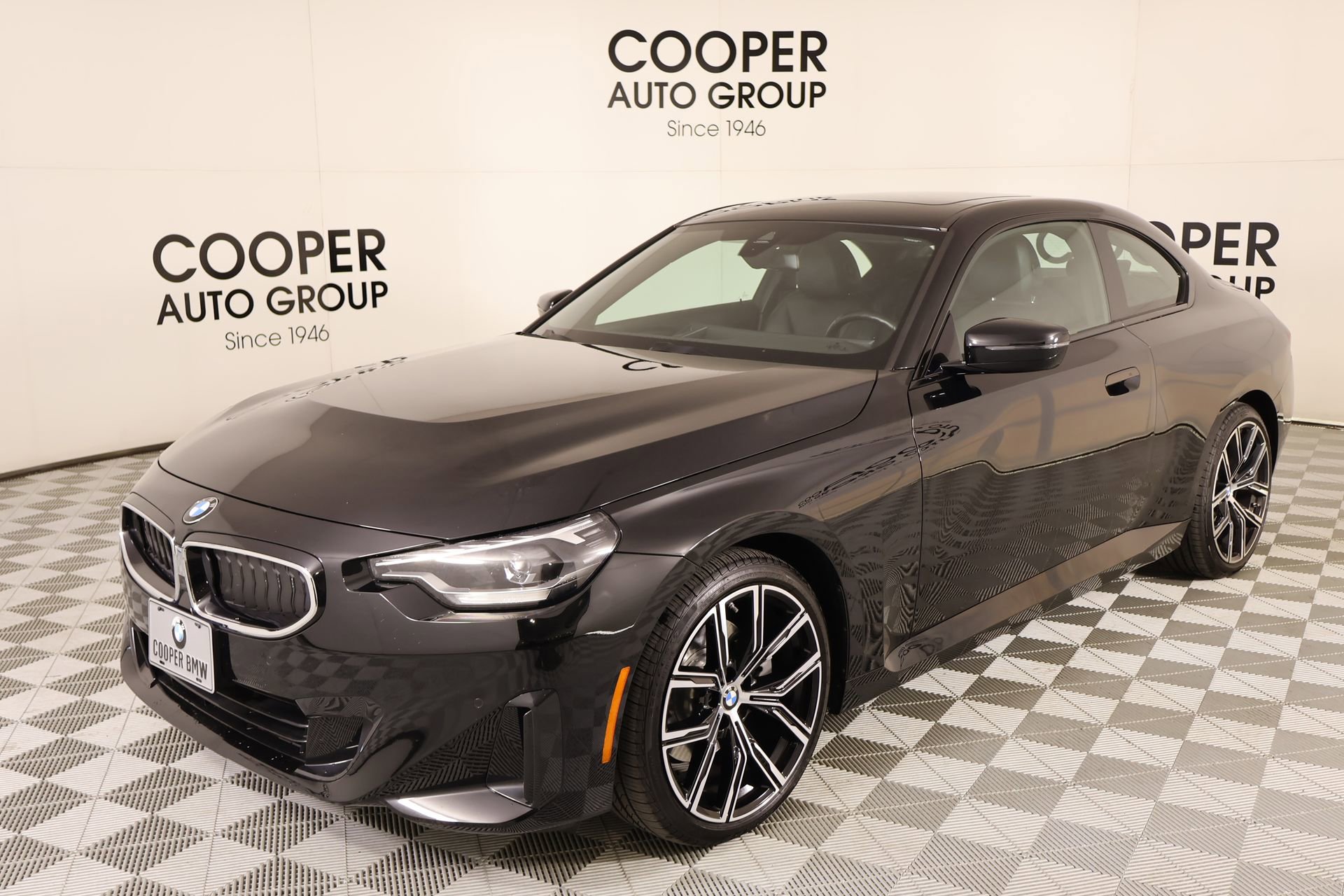 Used 2024 BMW 230i xDrive 230i xDrive w/ Convenience Package image 11