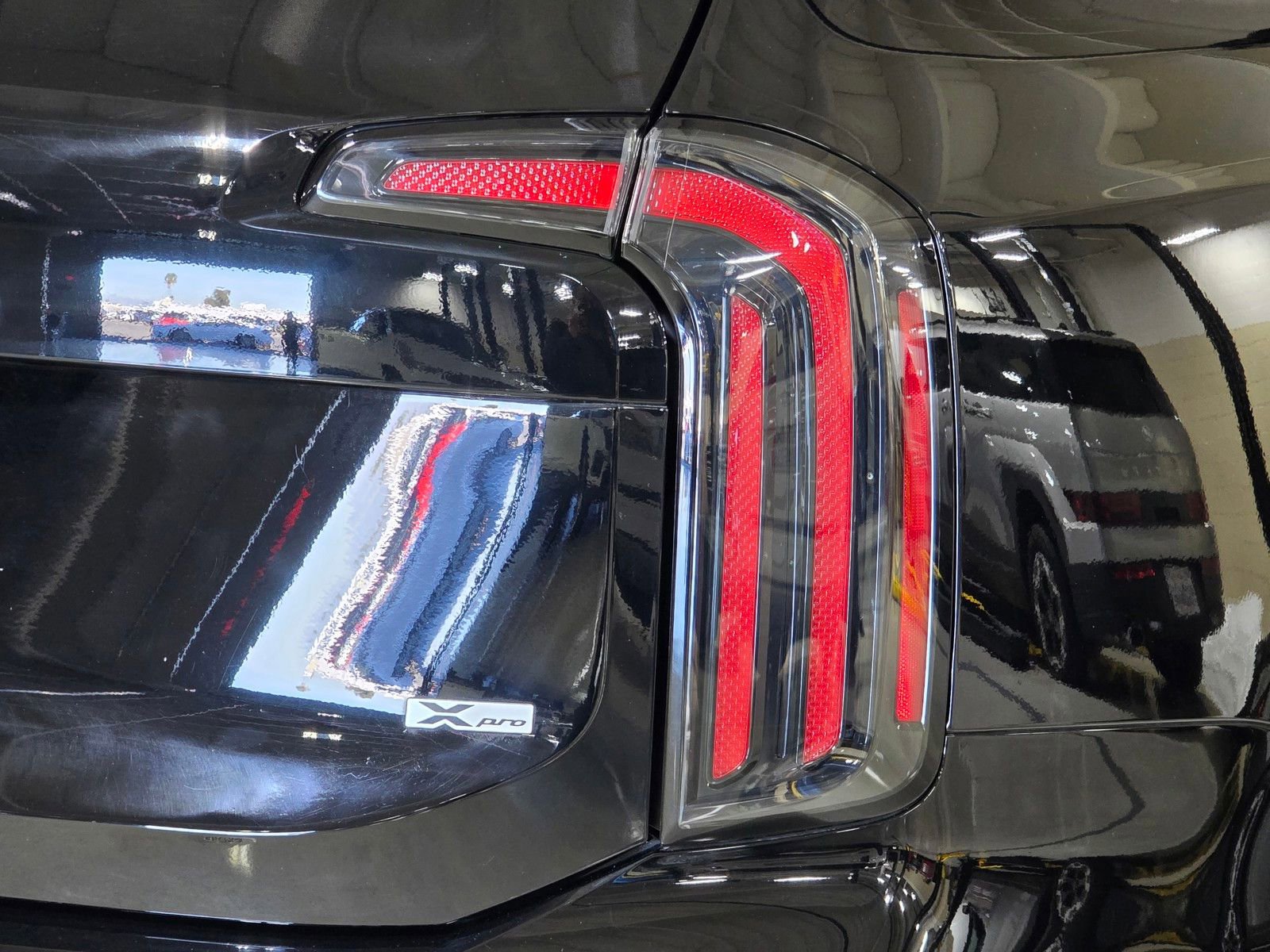 Used 2023 Kia Telluride SX X-Pro image 13