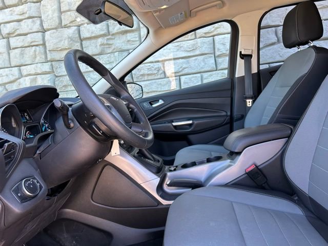 Used 2016 Ford Escape SE image 8