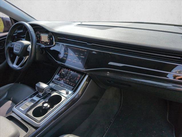 Used 2019 Audi Q8 Premium Plus w/ Premium Plus AWD/4WD image 24