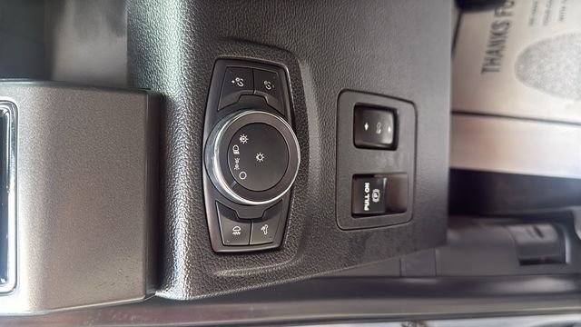 Used 2019 Ford F150 XLT w/ Equipment Group 302A Luxury AWD/4WD image 16