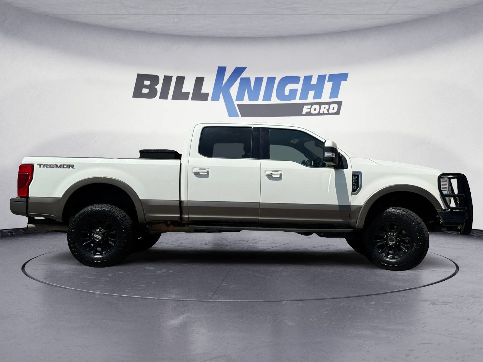 Certified 2022 Ford F250 King Ranch w/ Tremor Off-Road Package AWD/4WD image 6