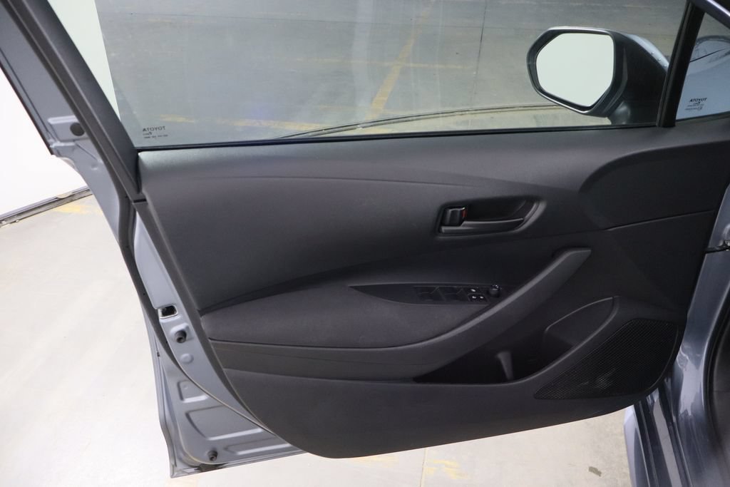 Used 2024 Toyota Corolla LE FWD image 16
