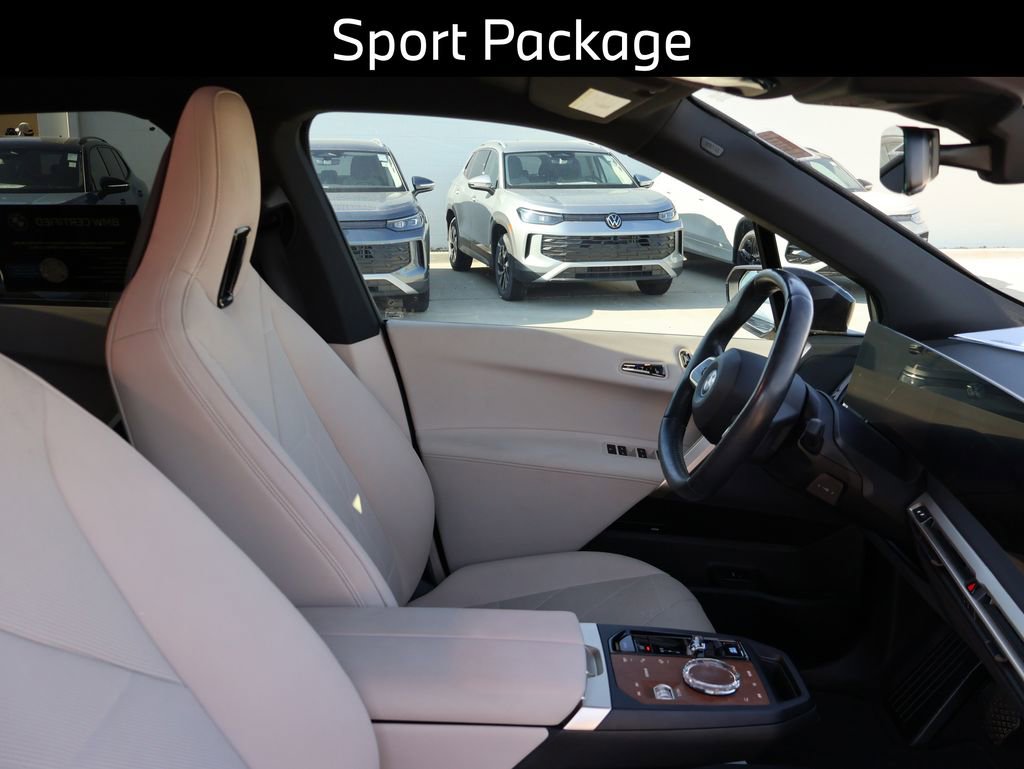 Certified 2023 BMW iX xDrive50 w/ Premium Package AWD/4WD image 12