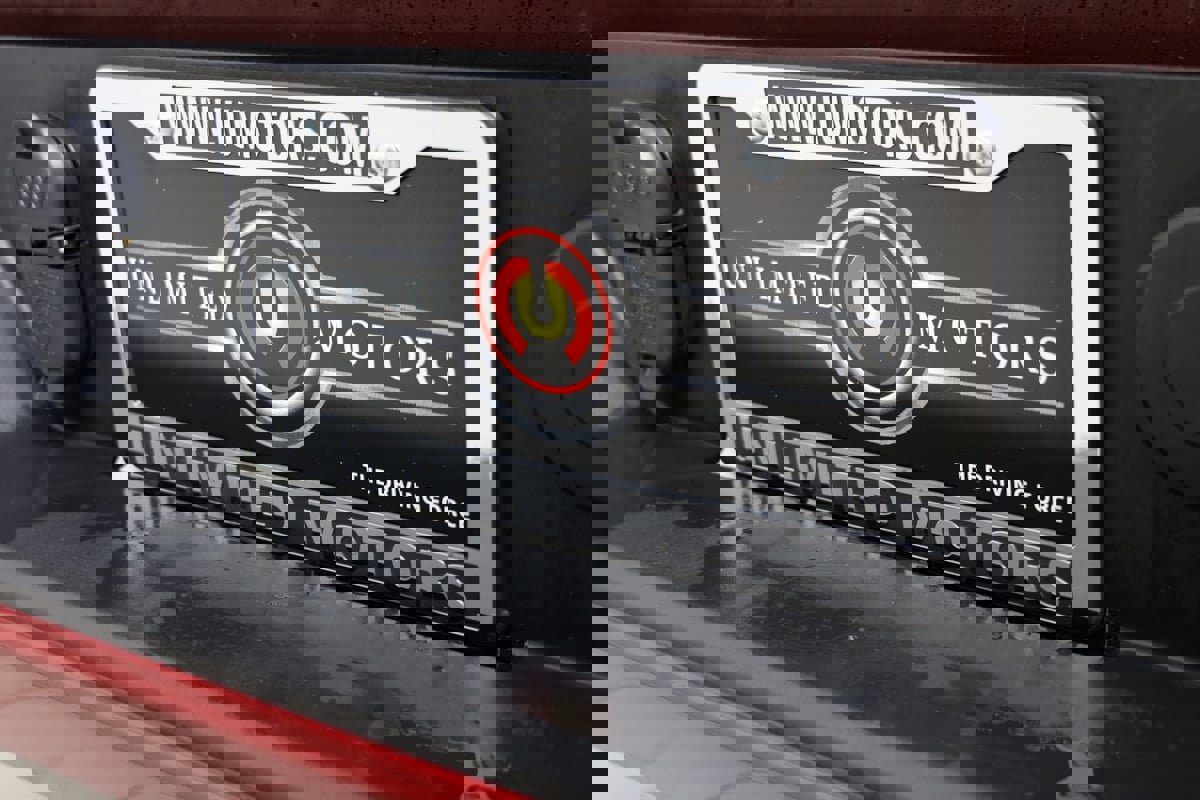 Used 2024 Chevrolet Silverado 1500 RST w/ Convenience Package II image 20