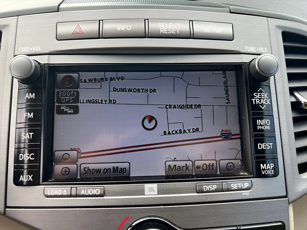 Used 2010 Toyota Venza AWD image 24