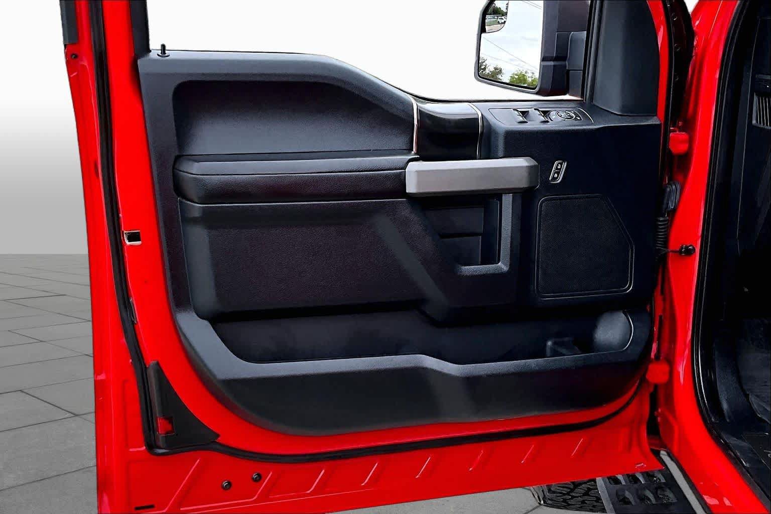 Used 2019 Ford F150 Raptor AWD/4WD image 26