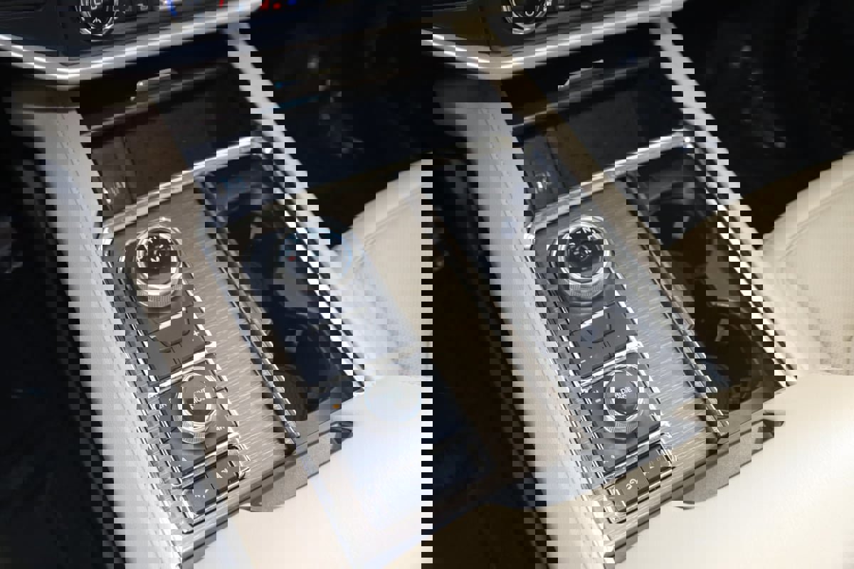 Used 2022 Ford Expedition Max Limited image 30