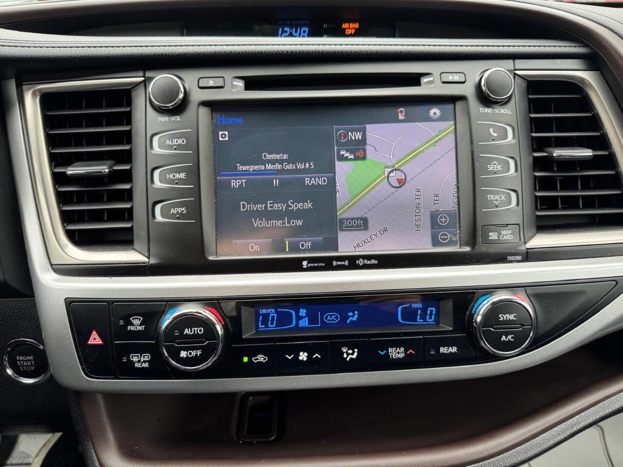 Used 2019 Toyota Highlander XLE image 21