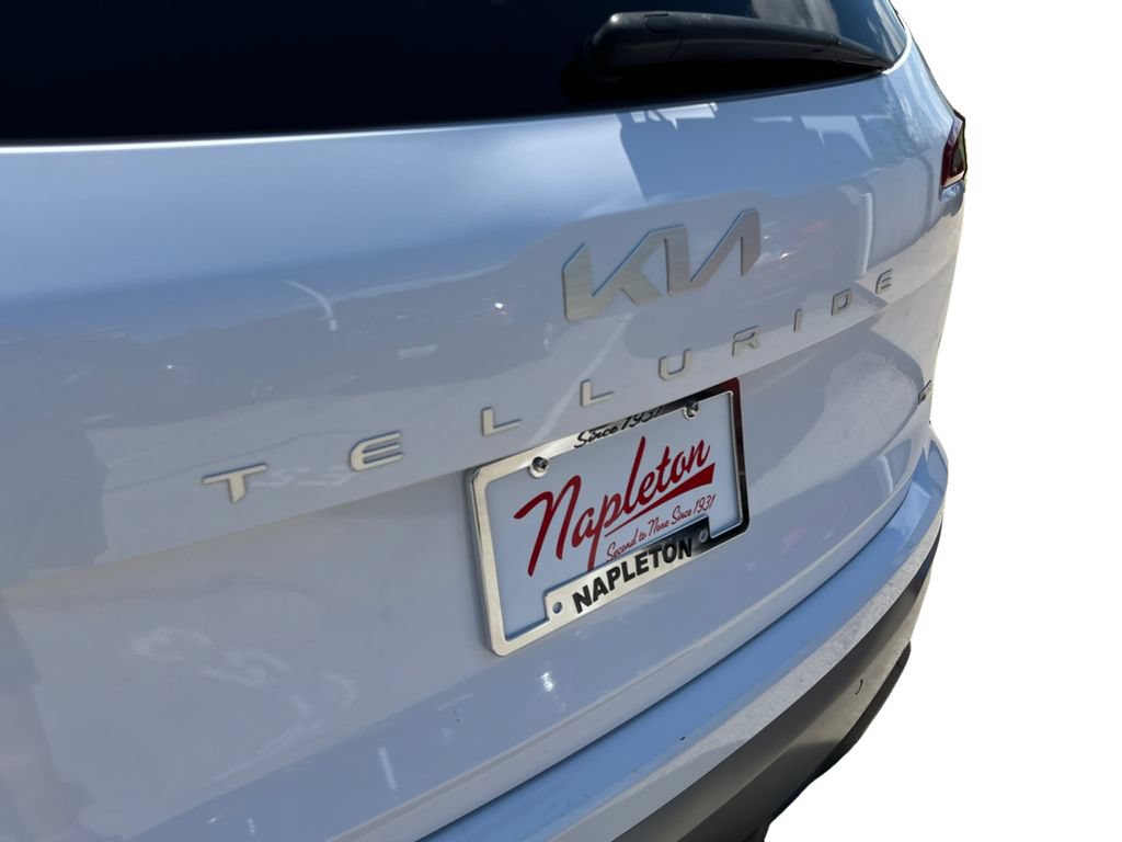 Used 2025 Kia Telluride S AWD/4WD image 33