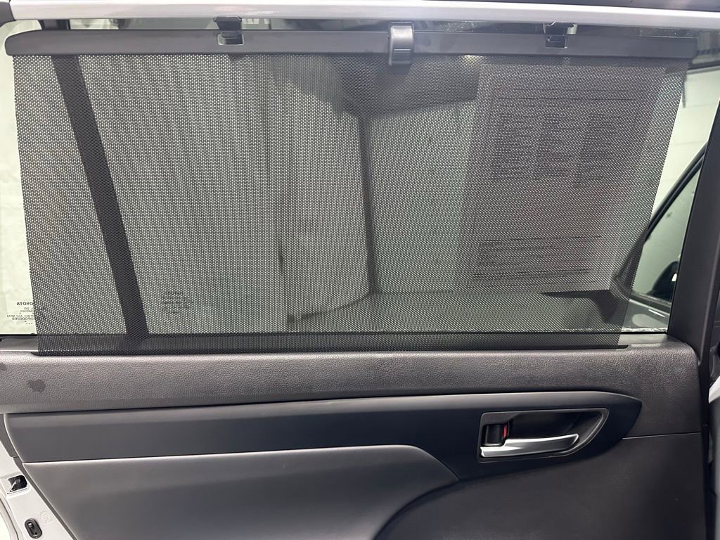 Used 2025 Toyota Highlander XSE image 46