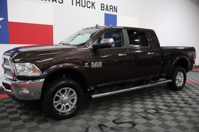 Used 2017 RAM 2500 Laramie w/ Snow Chief Group AWD/4WD image 2